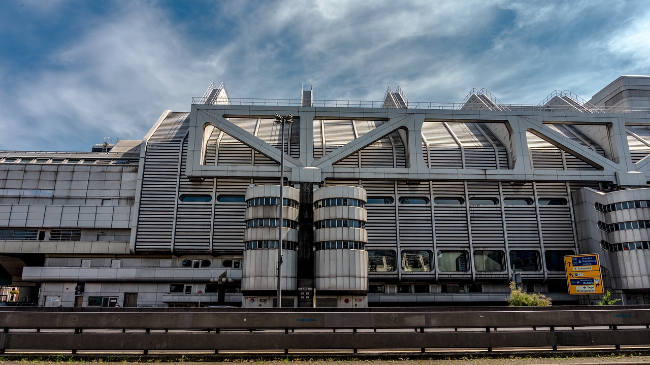 广东粤建设集团有限公司，塑造未来的建筑传奇